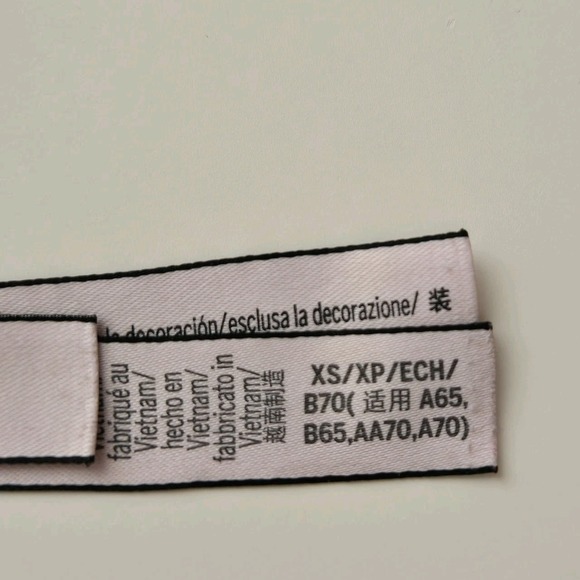 Victoria's Secret Dot Sheer Mesh & Lace High Neck Wireless Bralette XS Lingerie - Picture 6 of 7